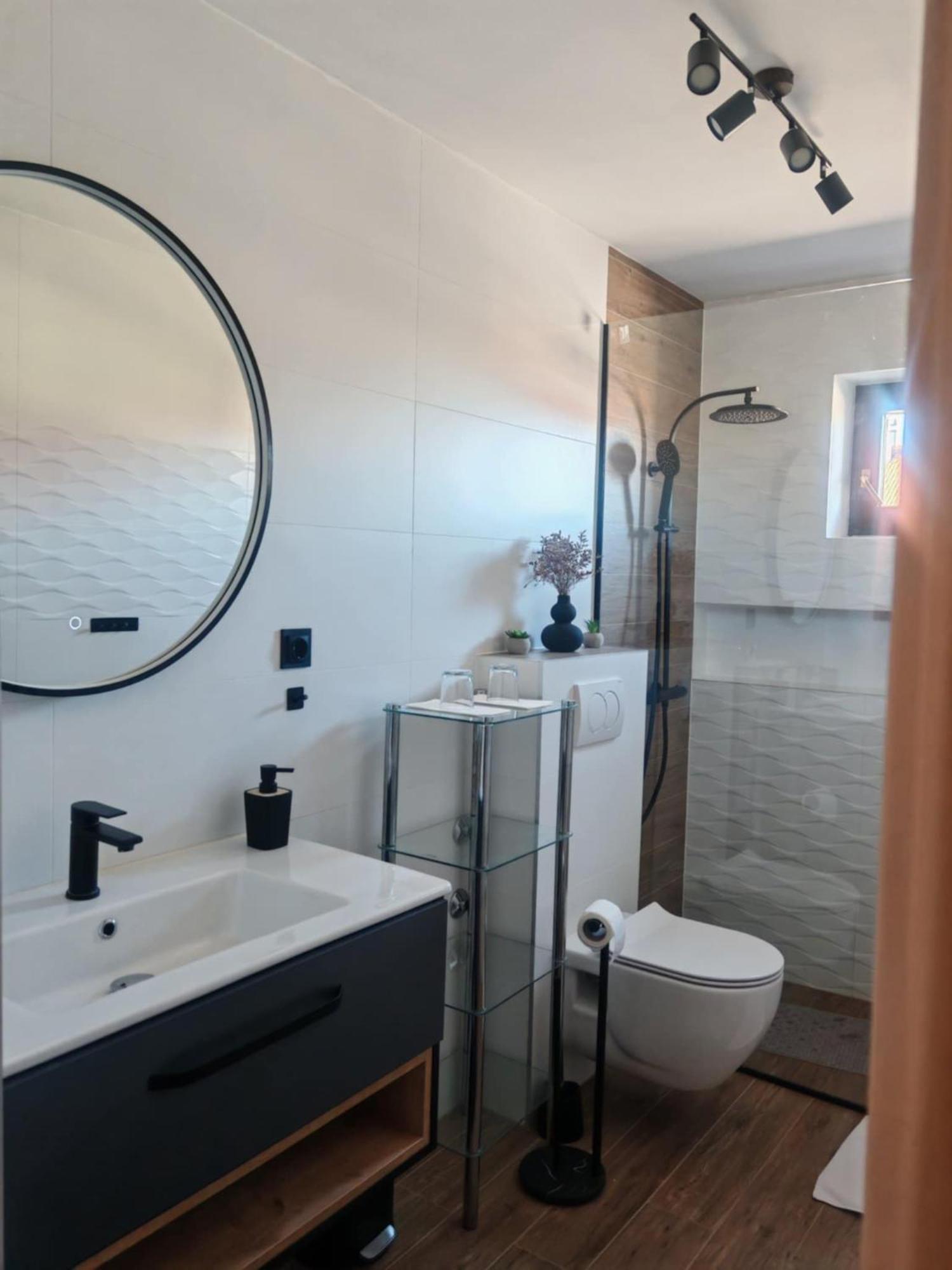Apartman Kristian Zagreb Airport Velika Gorica Eksteriør billede