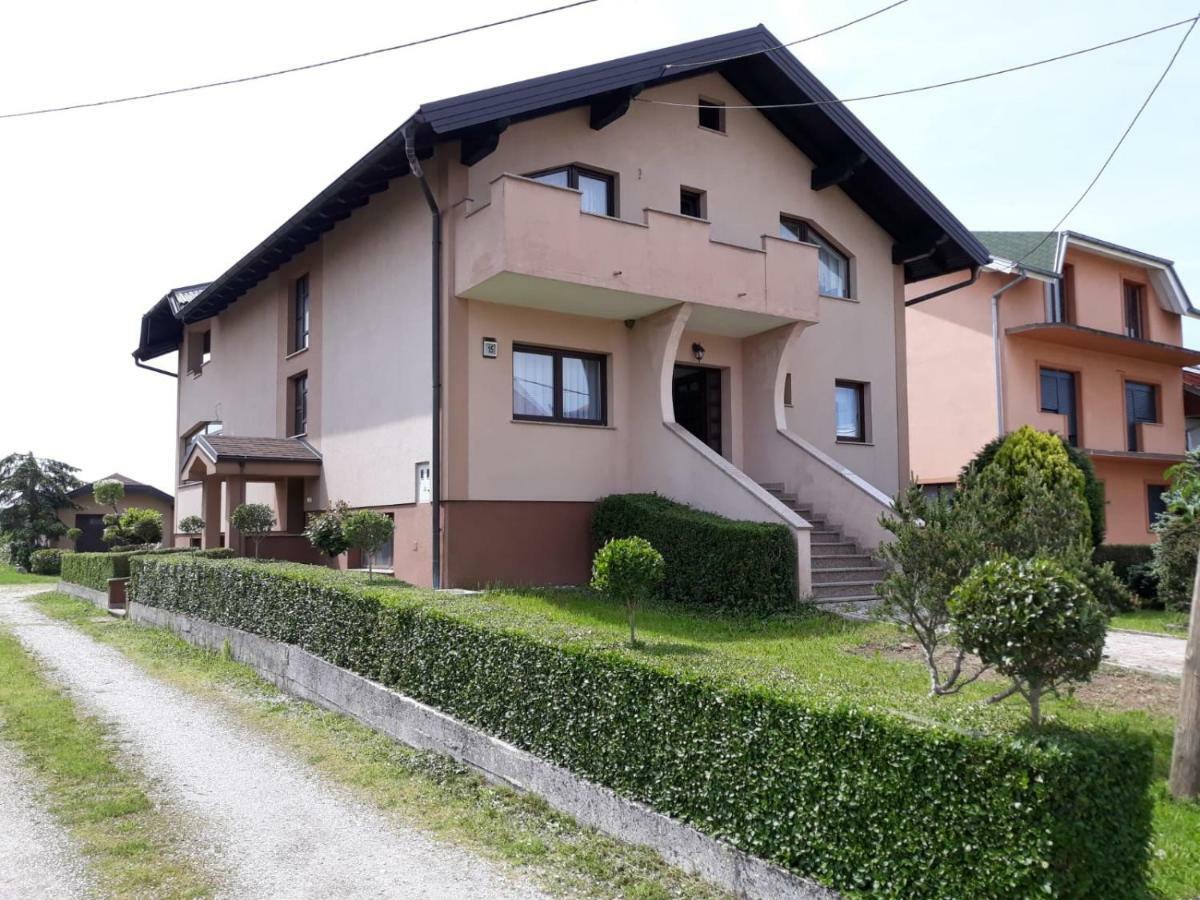 Apartman Kristian Zagreb Airport Velika Gorica Eksteriør billede